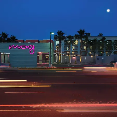 Moxy Phoenix Tempe/Asu Area