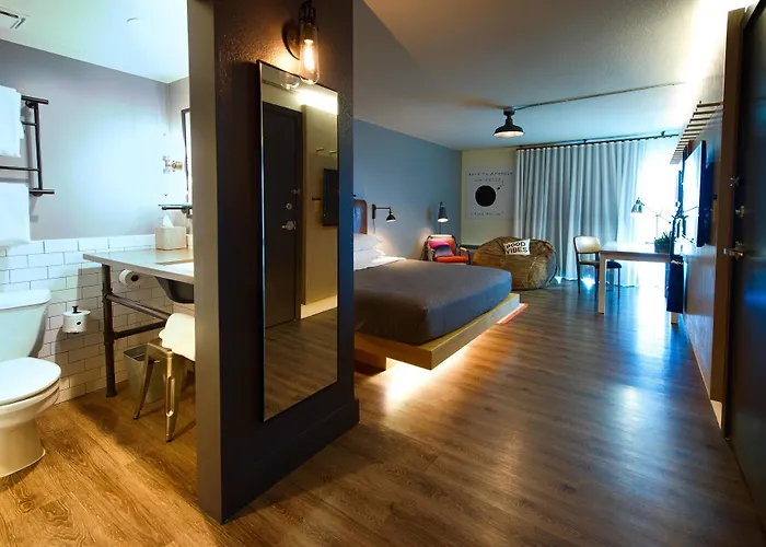 Hotel Moxy Phoenix Tempe/asu Area