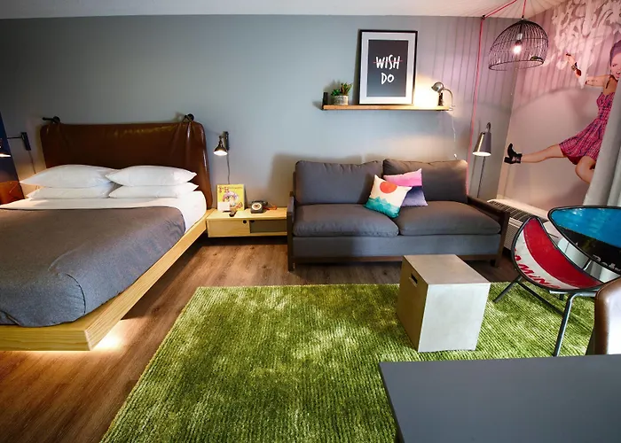 Moxy Phoenix Tempe/asu Area