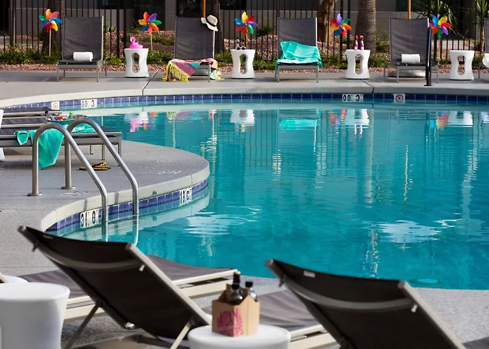 Moxy Phoenix Tempe/asu Area