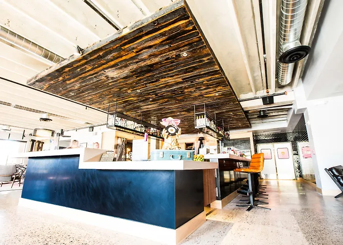 Moxy Phoenix Tempe/asu Area