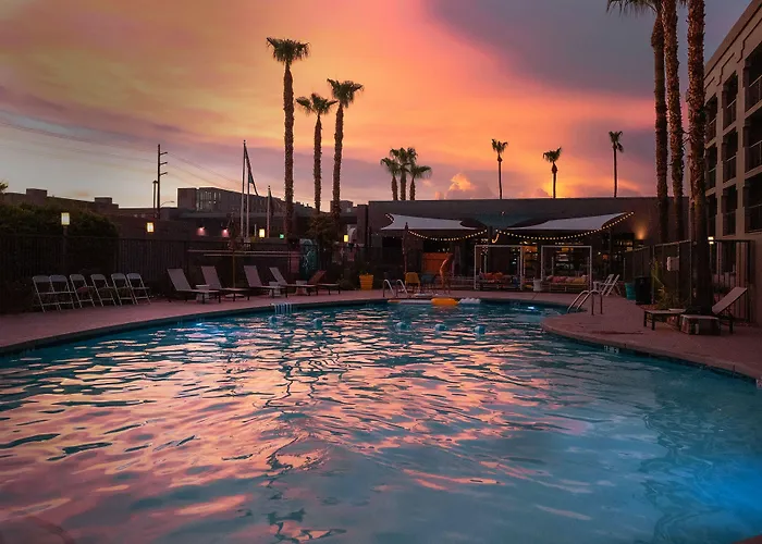 Hotel Moxy Phoenix Tempe/asu Area