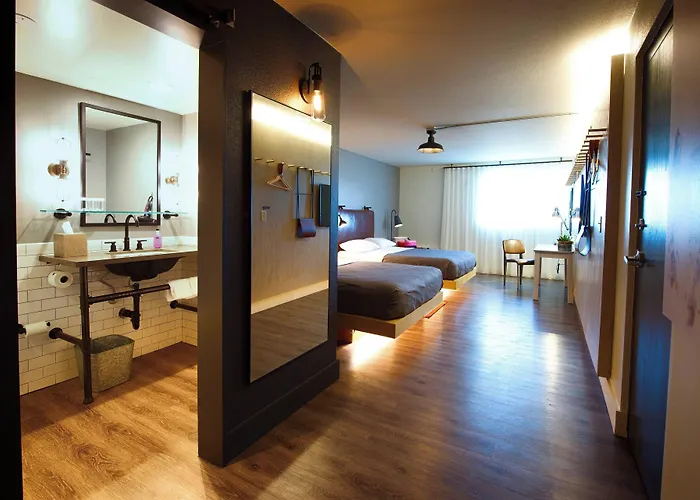 Moxy Phoenix Tempe/asu Area Hotel 3*