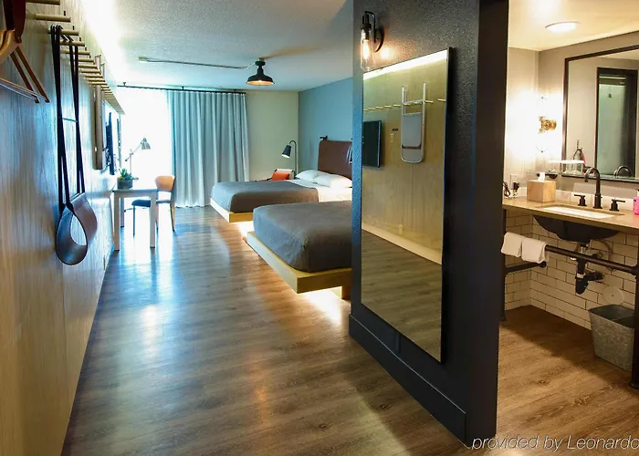 Hotel Moxy Phoenix Tempe/asu Area 3*