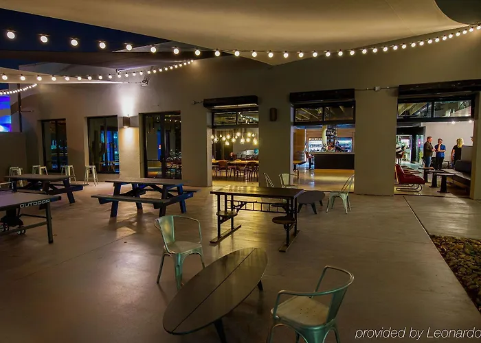 Moxy Phoenix Tempe/asu Area Hotel