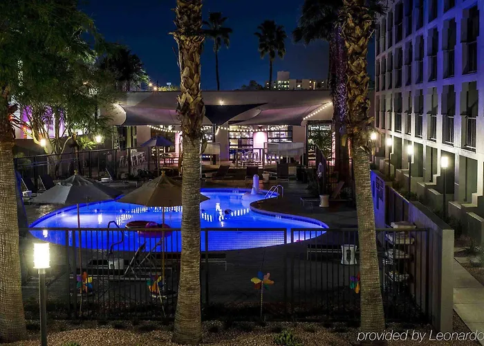 Moxy Phoenix Tempe/asu Area Tempe