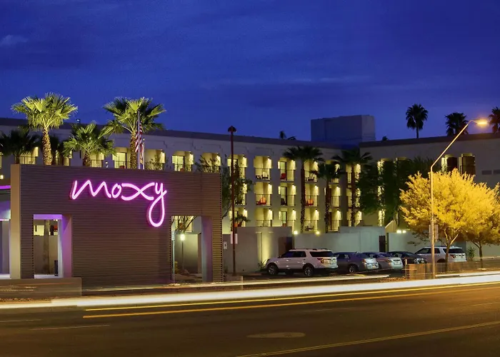 Moxy Phoenix Tempe/asu Area Hotel Tempe