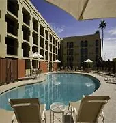 Moxy Phoenix Tempe/asu Area Hotel Tempe